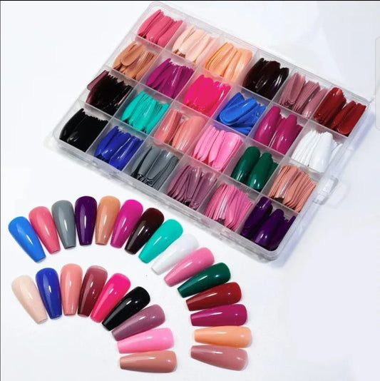 Rare & Serendipity Nail Tips Set – 576 Pieces with Glue