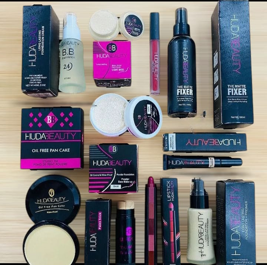 0 in 1 Makeup Deal / Huda Beauty Makeup Bundle