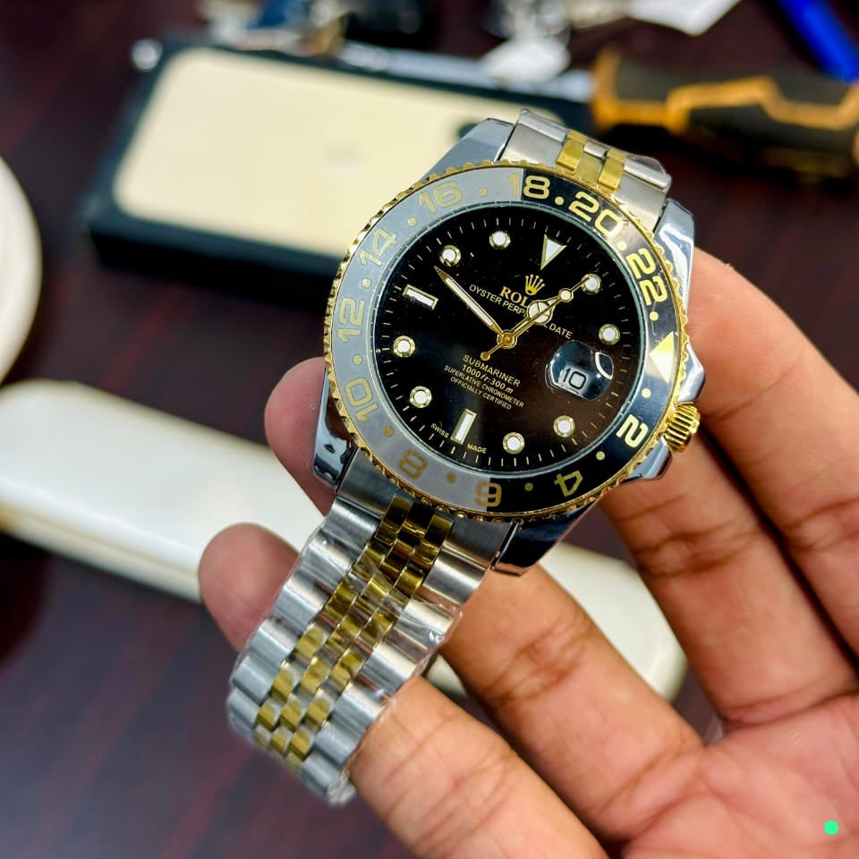 Luxury Golden & Silver Analog Watch
